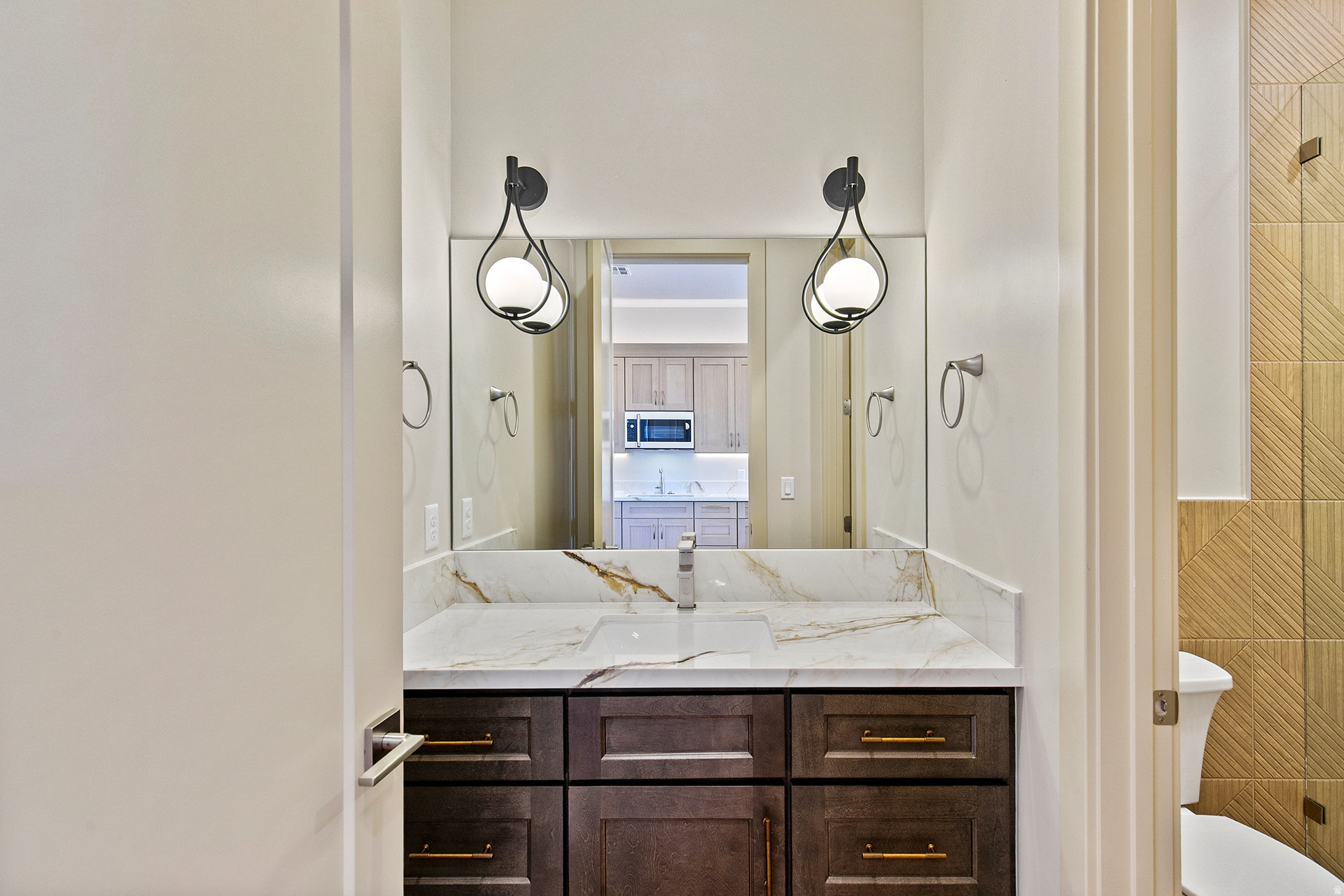 HILLSIDE ESTATES - Residential