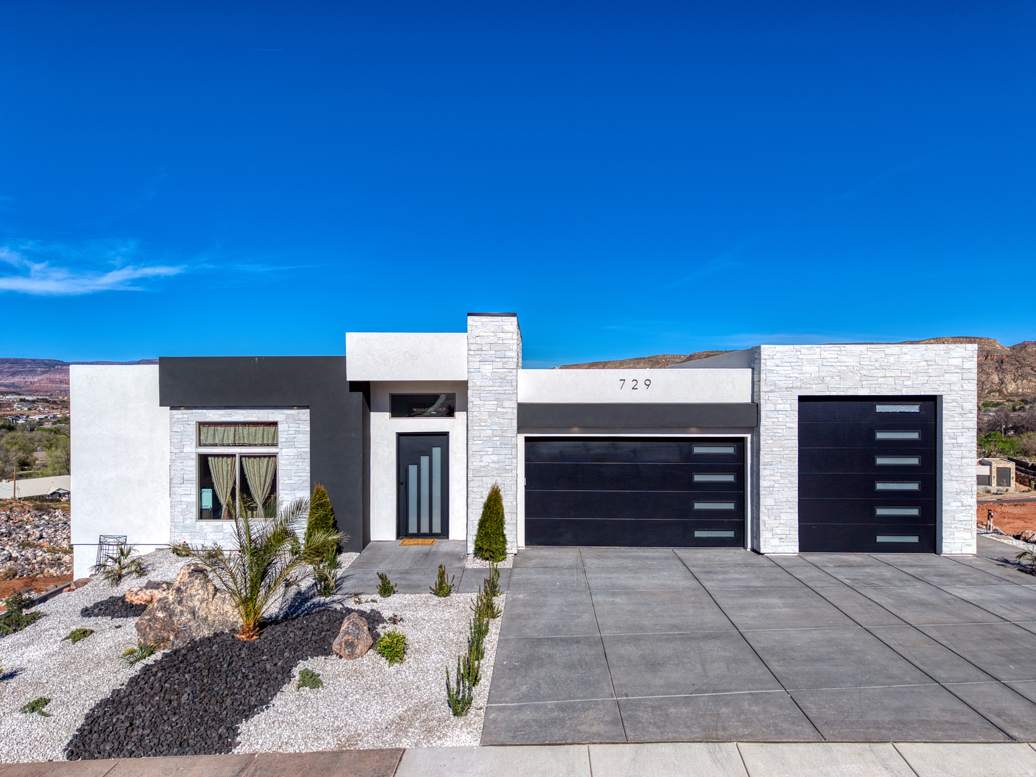 HILLSIDE ESTATES - Residential