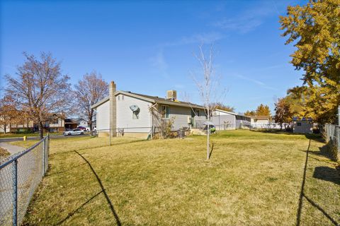 Tiny photo for 1214 N 700 W, Clinton, UT 84015 (MLS # 2122655)