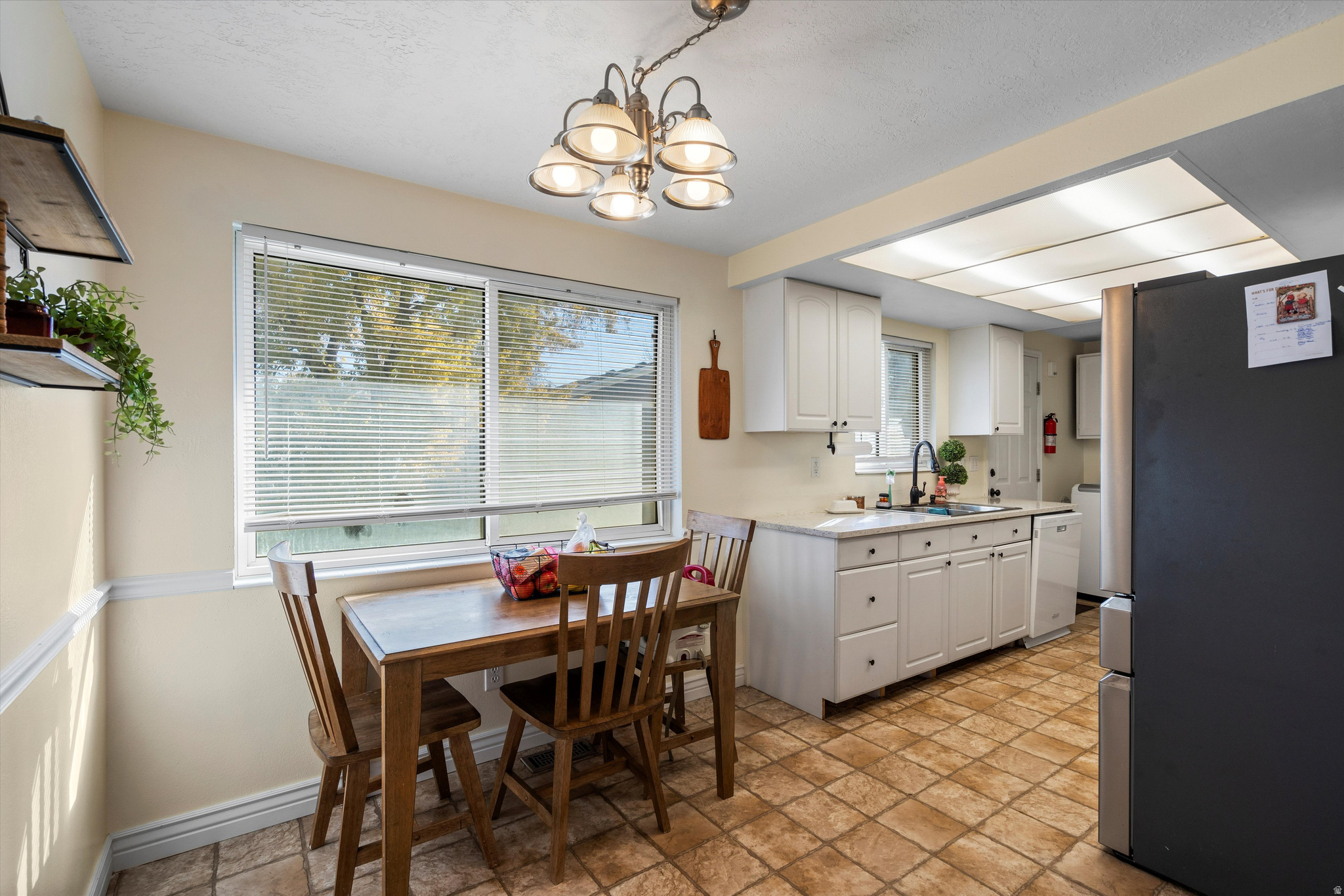 SUNRISE PARK - Residential