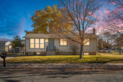 Tiny photo for 1214 N 700 W, Clinton, UT 84015 (MLS # 2122655)