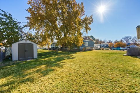 Tiny photo for 1214 N 700 W, Clinton, UT 84015 (MLS # 2122655)