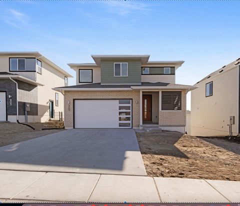 Photo of 909 W BULLION ST #11, Murray, UT 84123 (MLS # 2139758)
