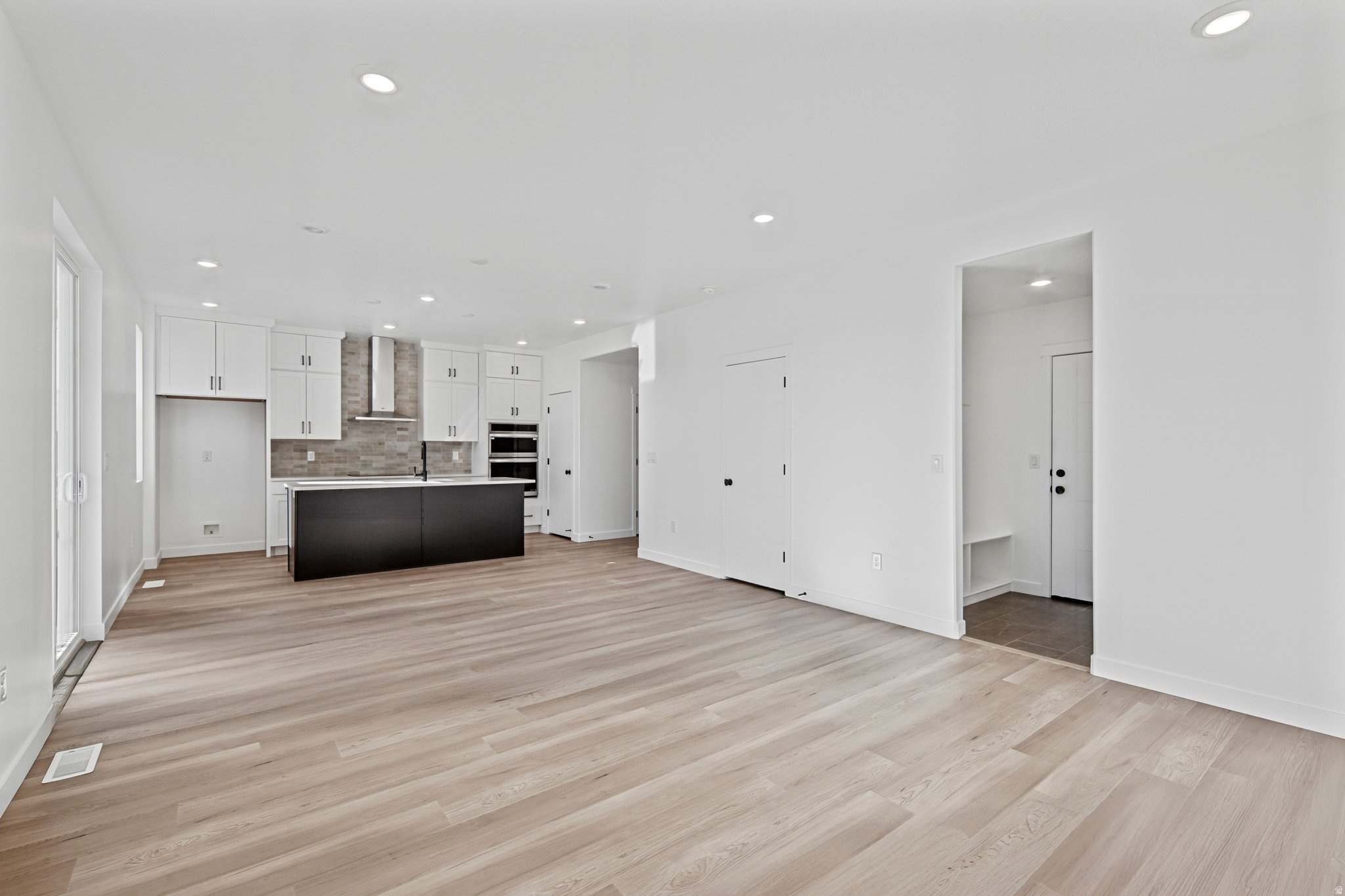 BULLION - Residential