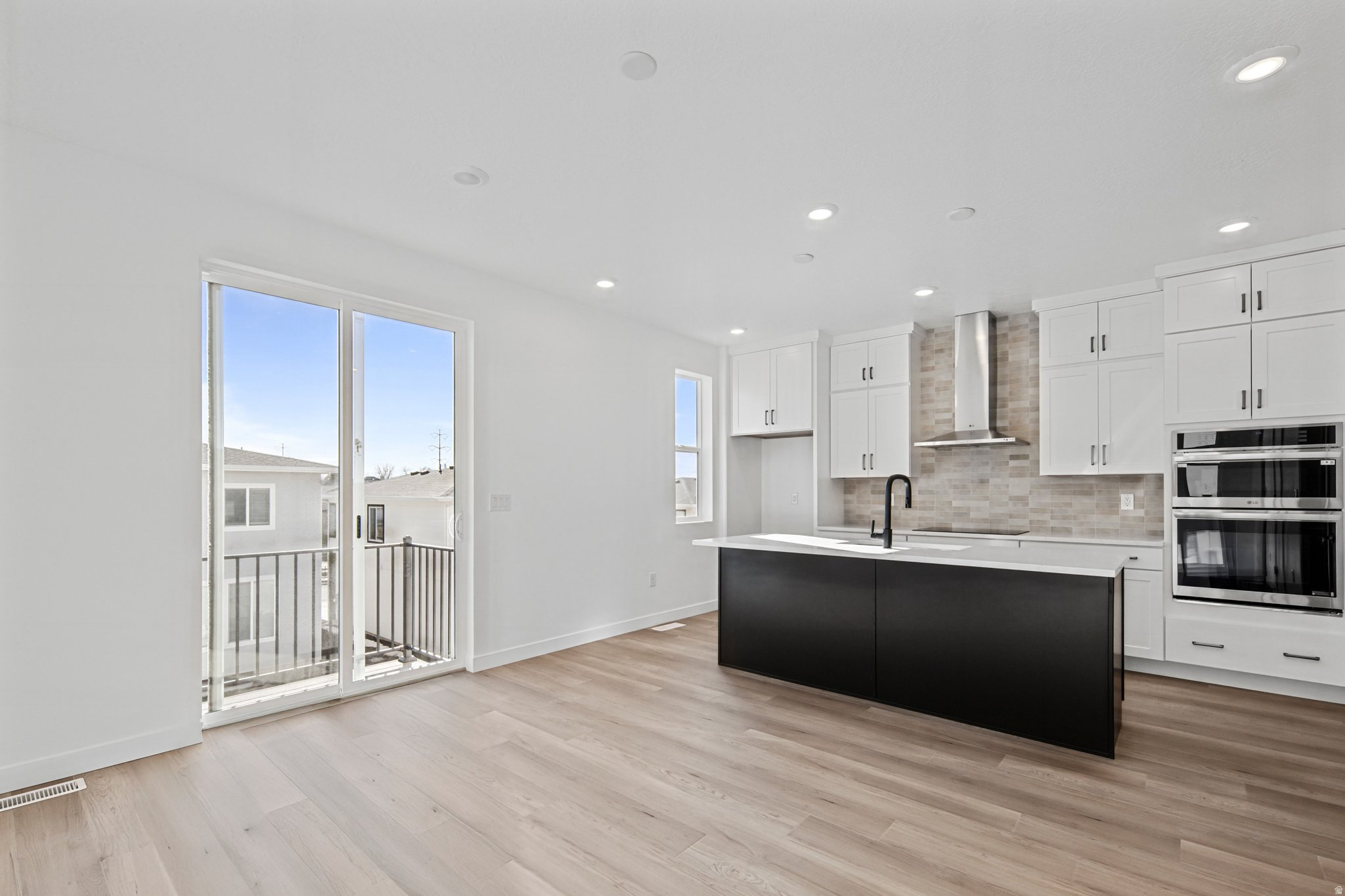 BULLION - Residential