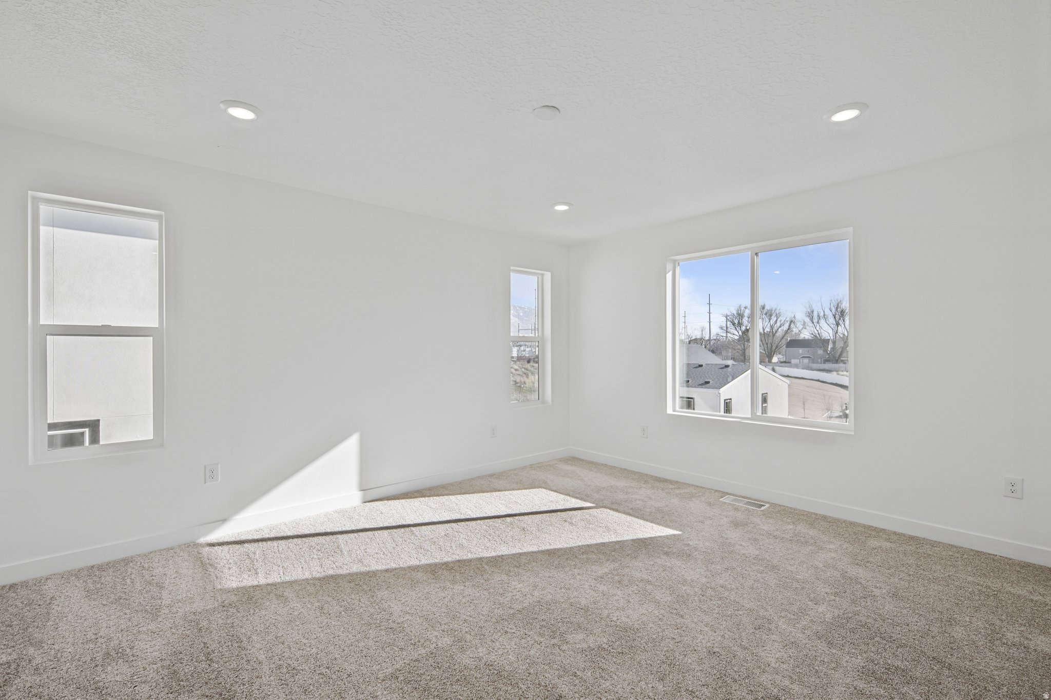 BULLION - Residential