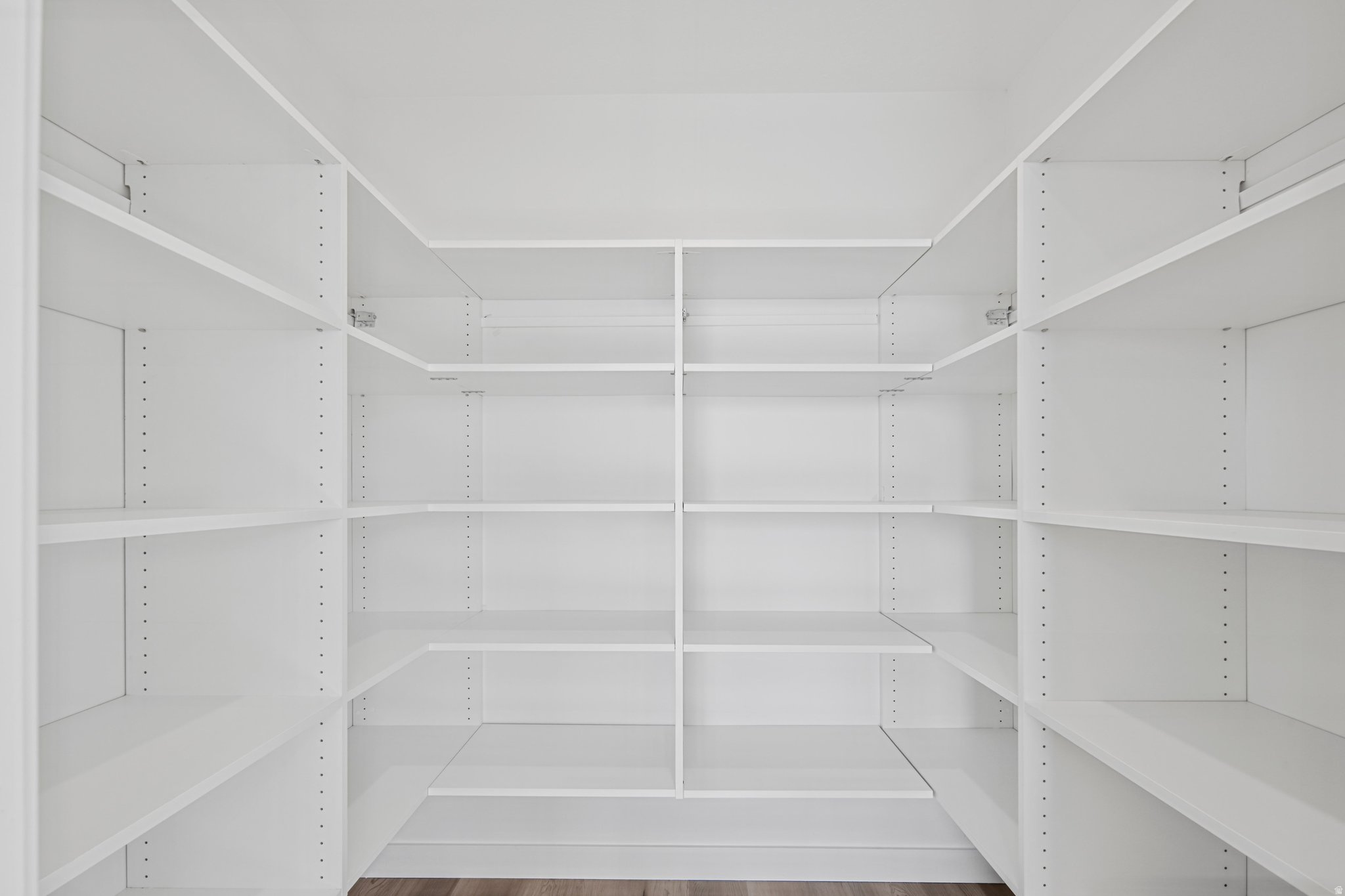 BULLION - Residential