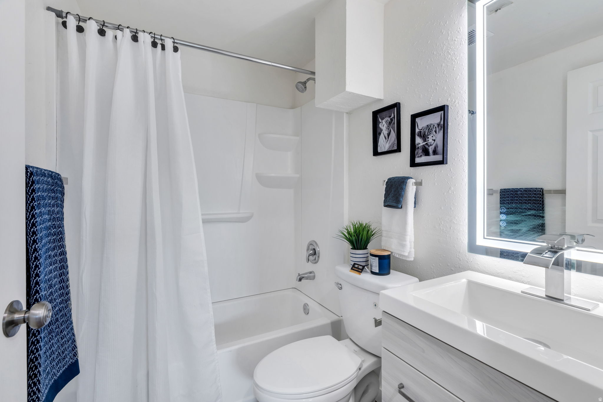 VALLEY VISTA - Residential