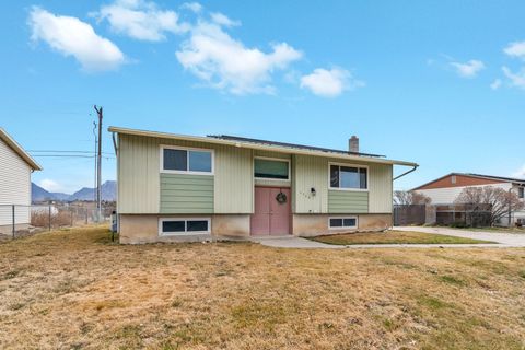 Tiny photo for 1760 N 340 W, Lehi, UT 84043 (MLS # 2144393)