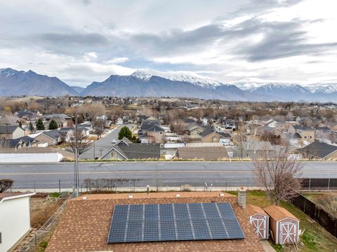 Tiny photo for 1760 N 340 W, Lehi, UT 84043 (MLS # 2144393)