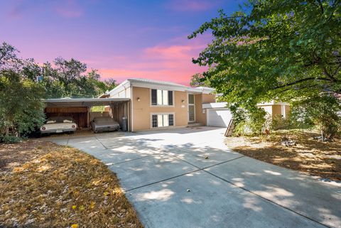 Photo of 1281 N CAROUSEL ST, Salt Lake City, UT 84116 (MLS # 2123070)