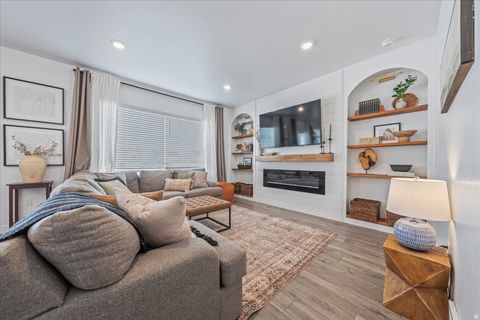 Tiny photo for 552 W 1410 N, Tooele, UT 84074 (MLS # 2122891)