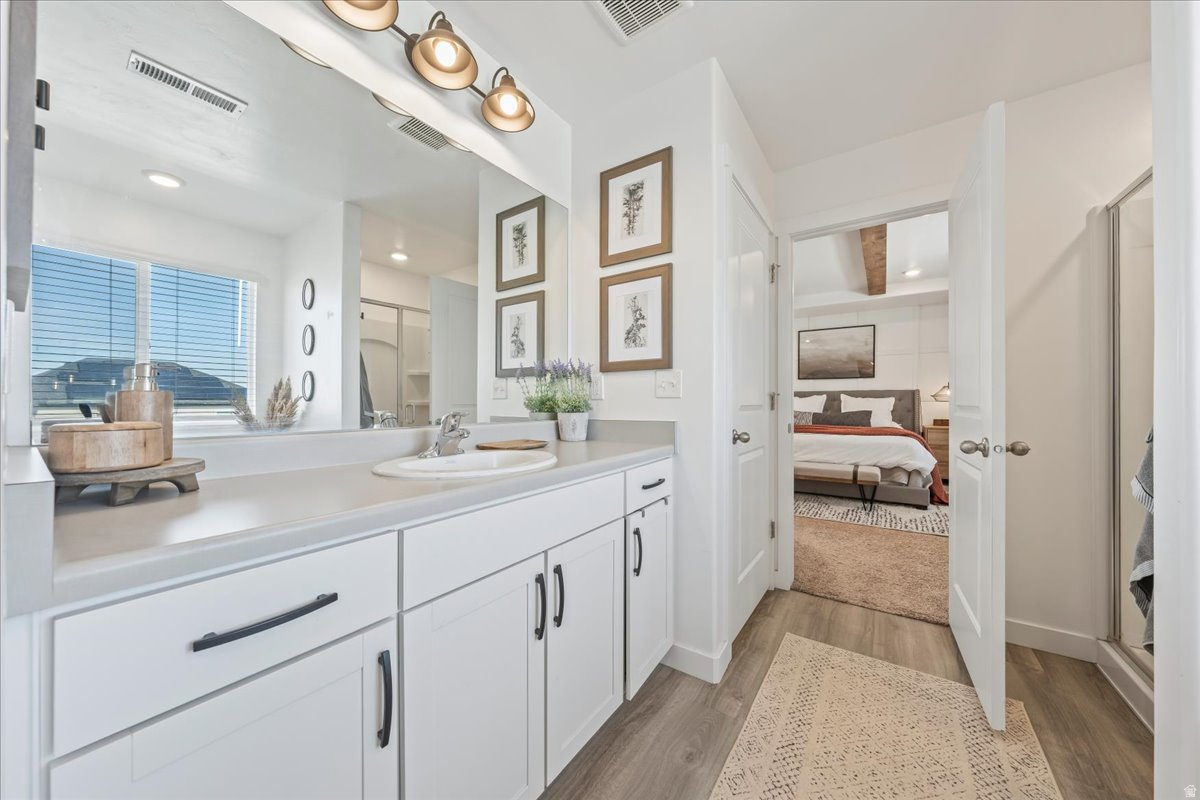 LEXINGTON GREENS - Residential