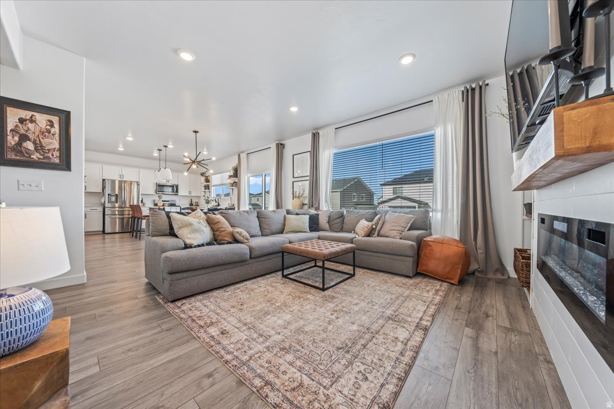 LEXINGTON GREENS - Residential