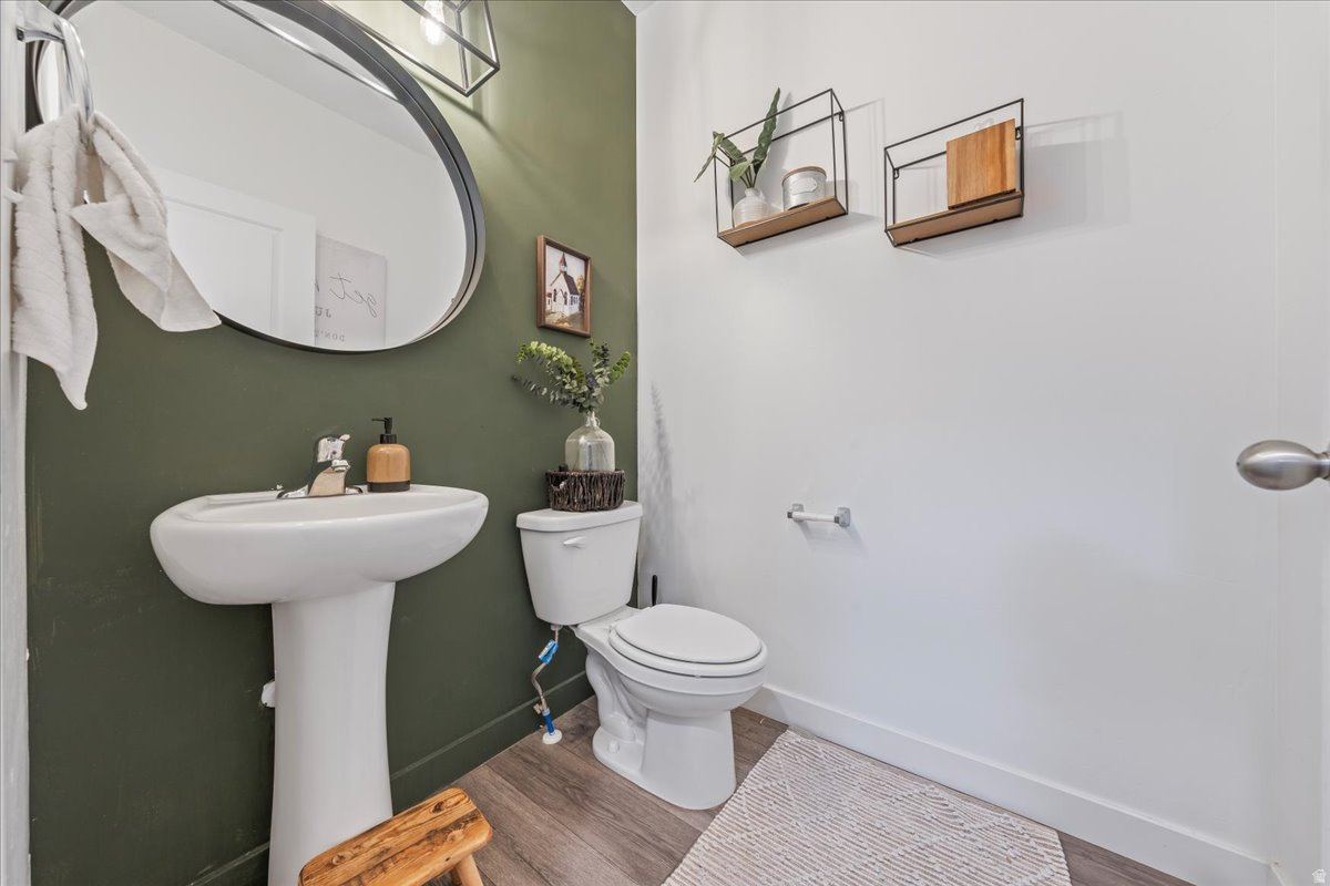 LEXINGTON GREENS - Residential