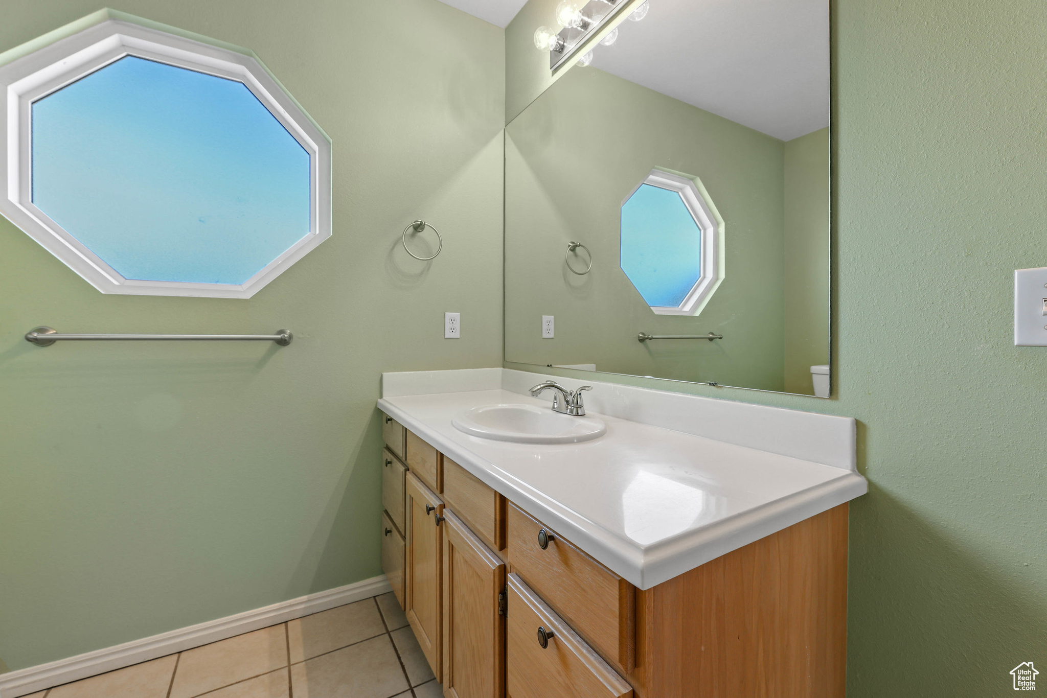 8579 W Avonly Ln, Magna, Utah image 23