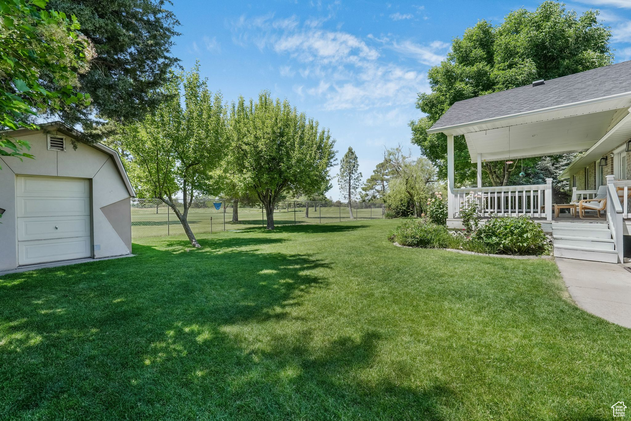 ALPINE COUNTRY CLUB - Residential