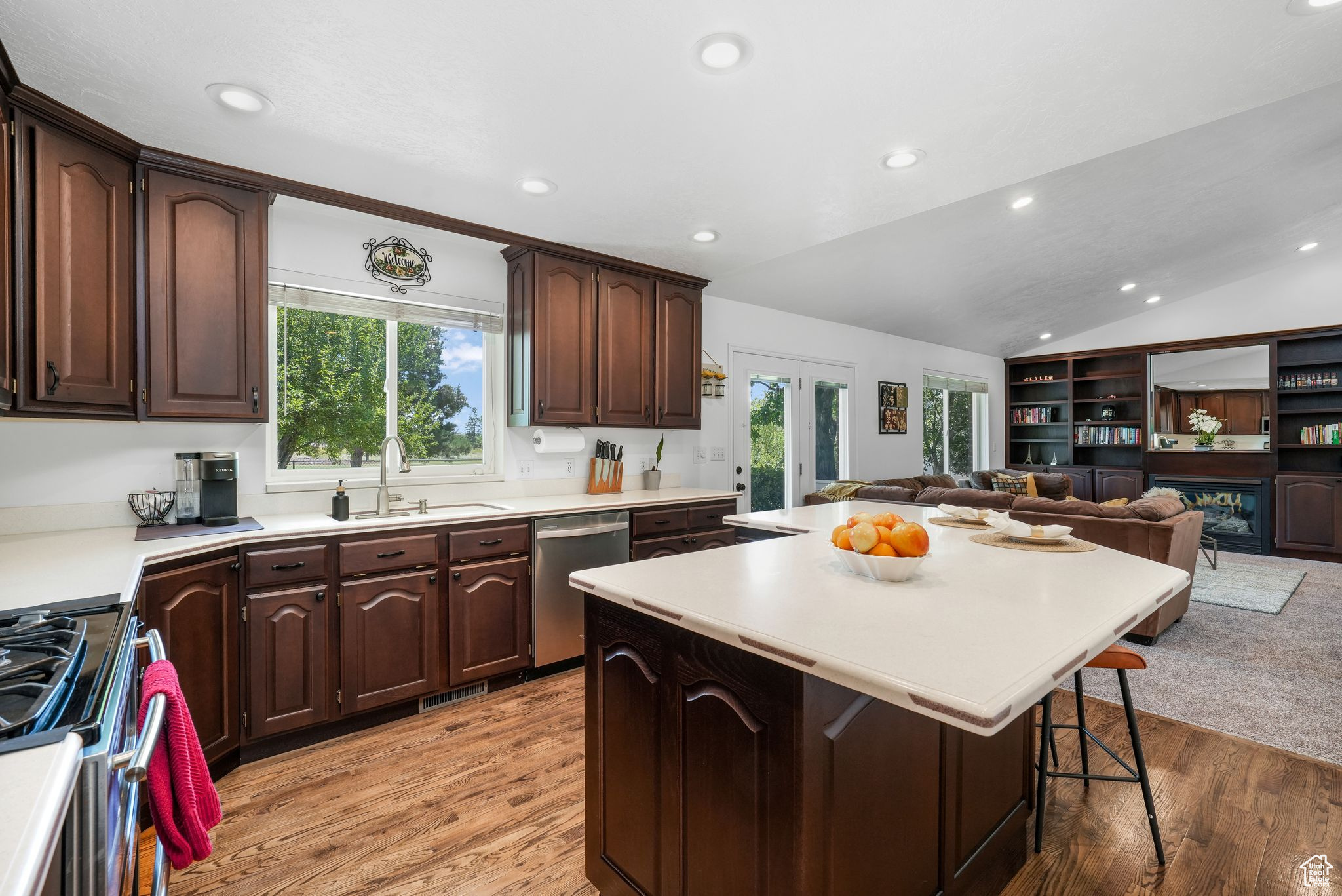 ALPINE COUNTRY CLUB - Residential