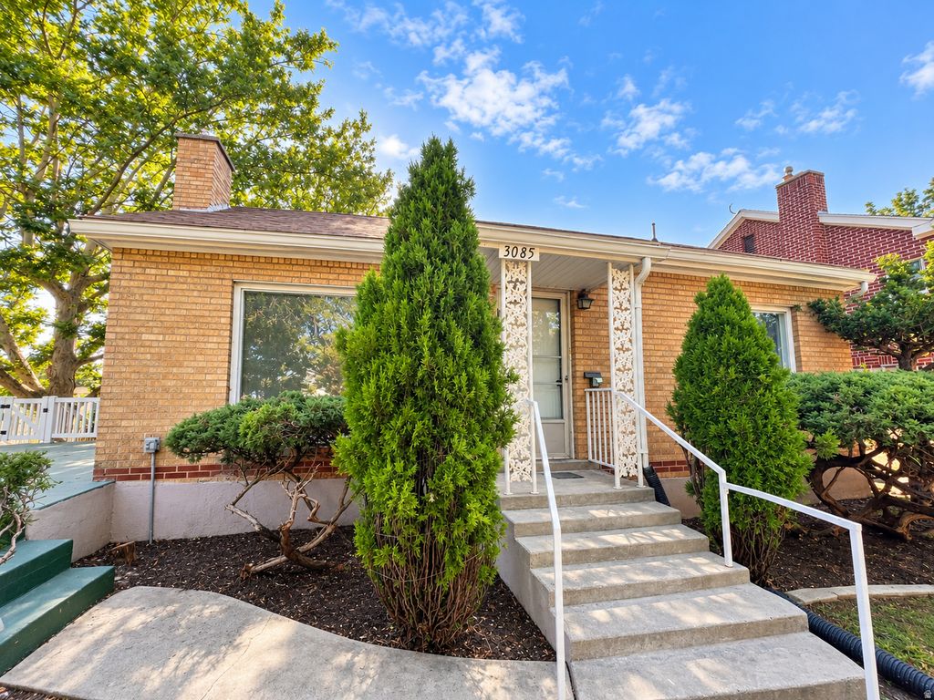 Photo of 3085 QUINCY AVE, Ogden, UT 84403 (MLS # 2172074)