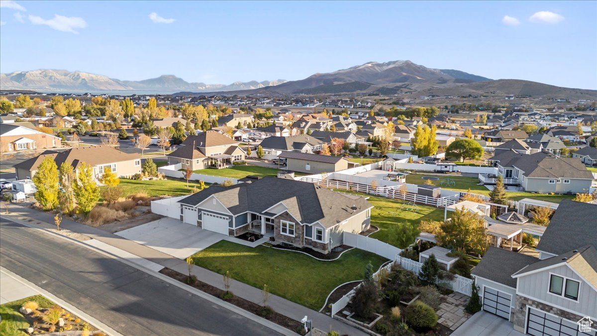 2062 E Ranch View Dr, Eagle Mountain, Utah image 8