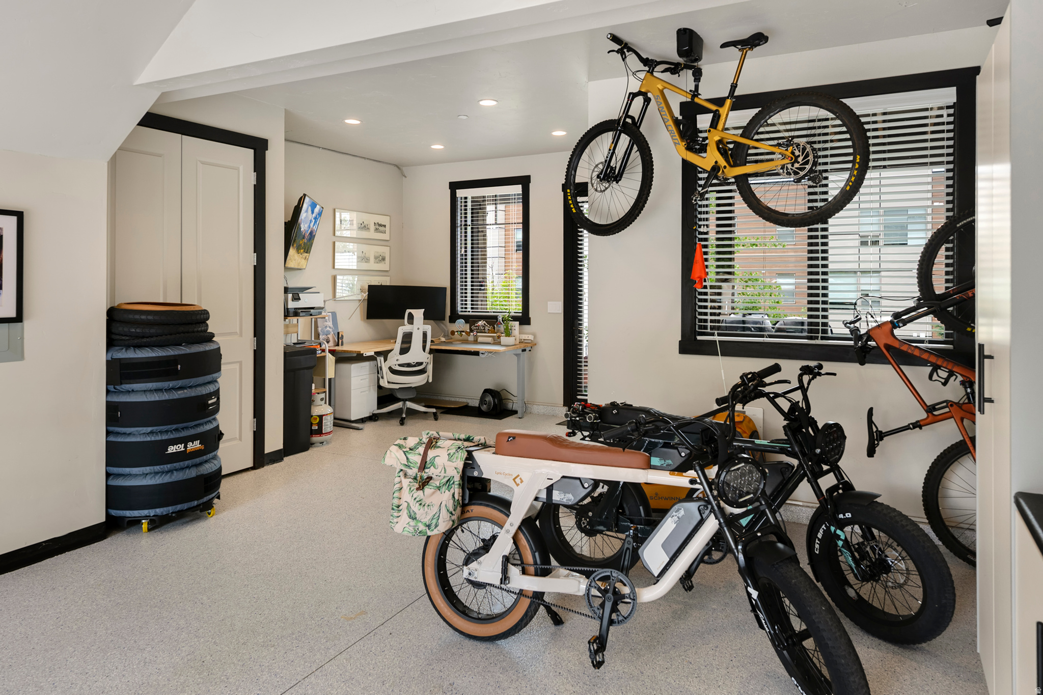 RESIDENCES AT BLACKSTONE PUD - Residential