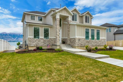 Homes For Sale - 2888 S Puddle Ln<br/> Saratoga Springs, UT 84045