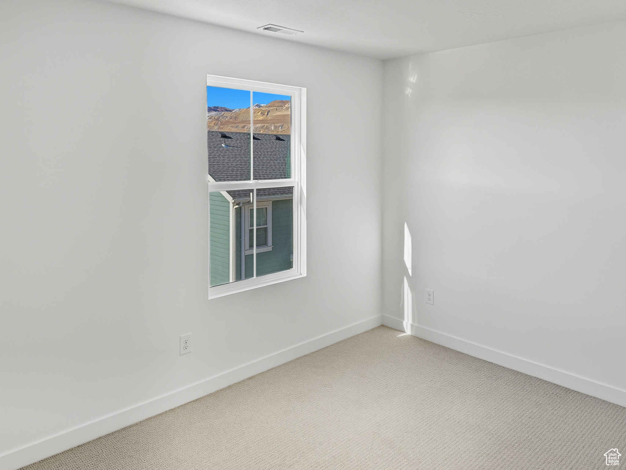 DAYBREAK - Residential