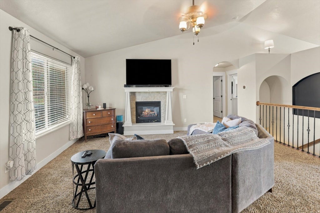 Photo of 867 W 460 S, Tremonton, UT 84337 (MLS # 2184945)