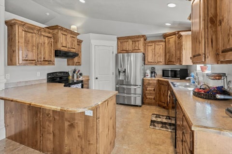 Tiny photo for 867 W 460 S, Tremonton, UT 84337 (MLS # 2184945)