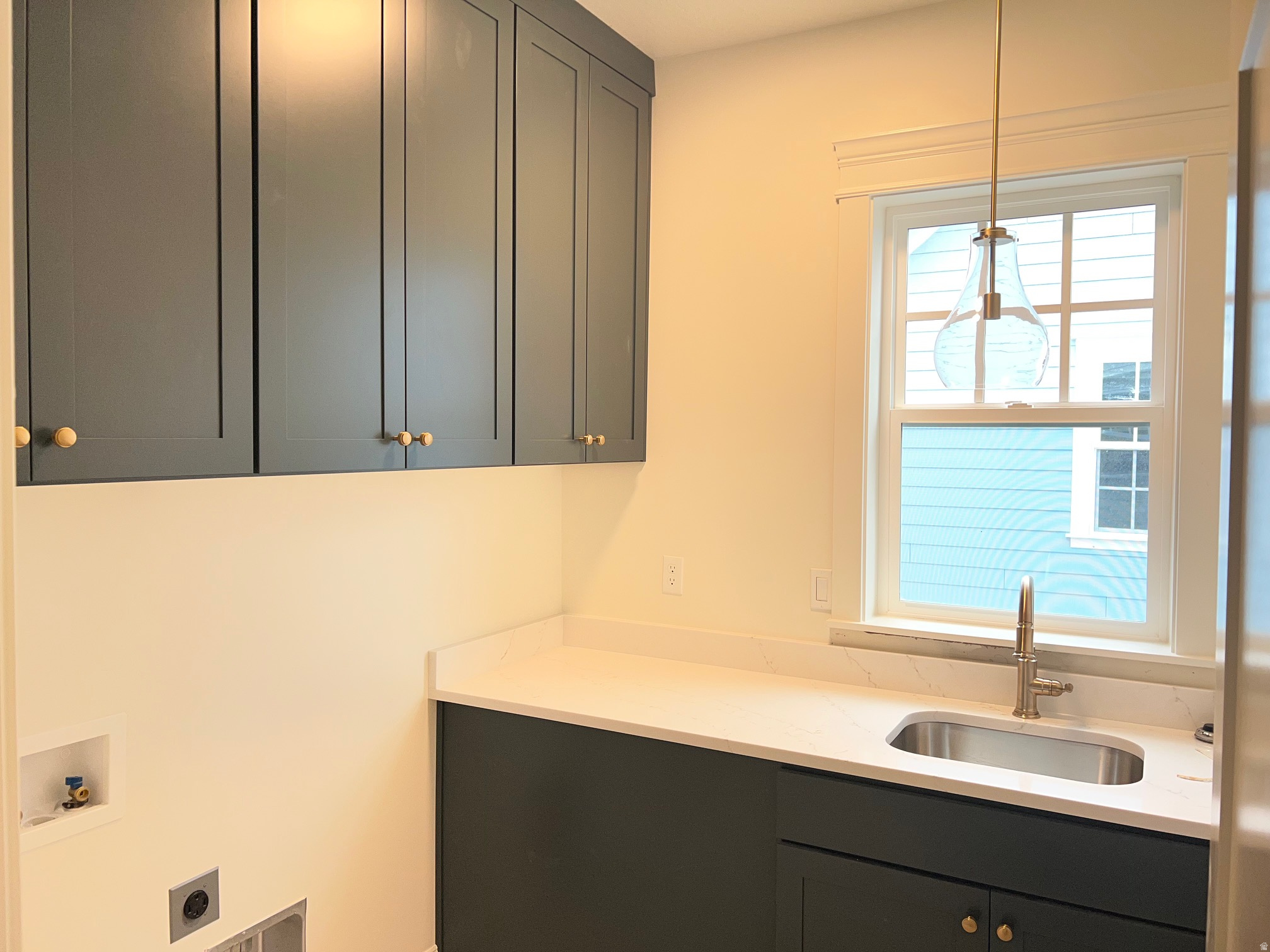 DAYBREAK - Residential