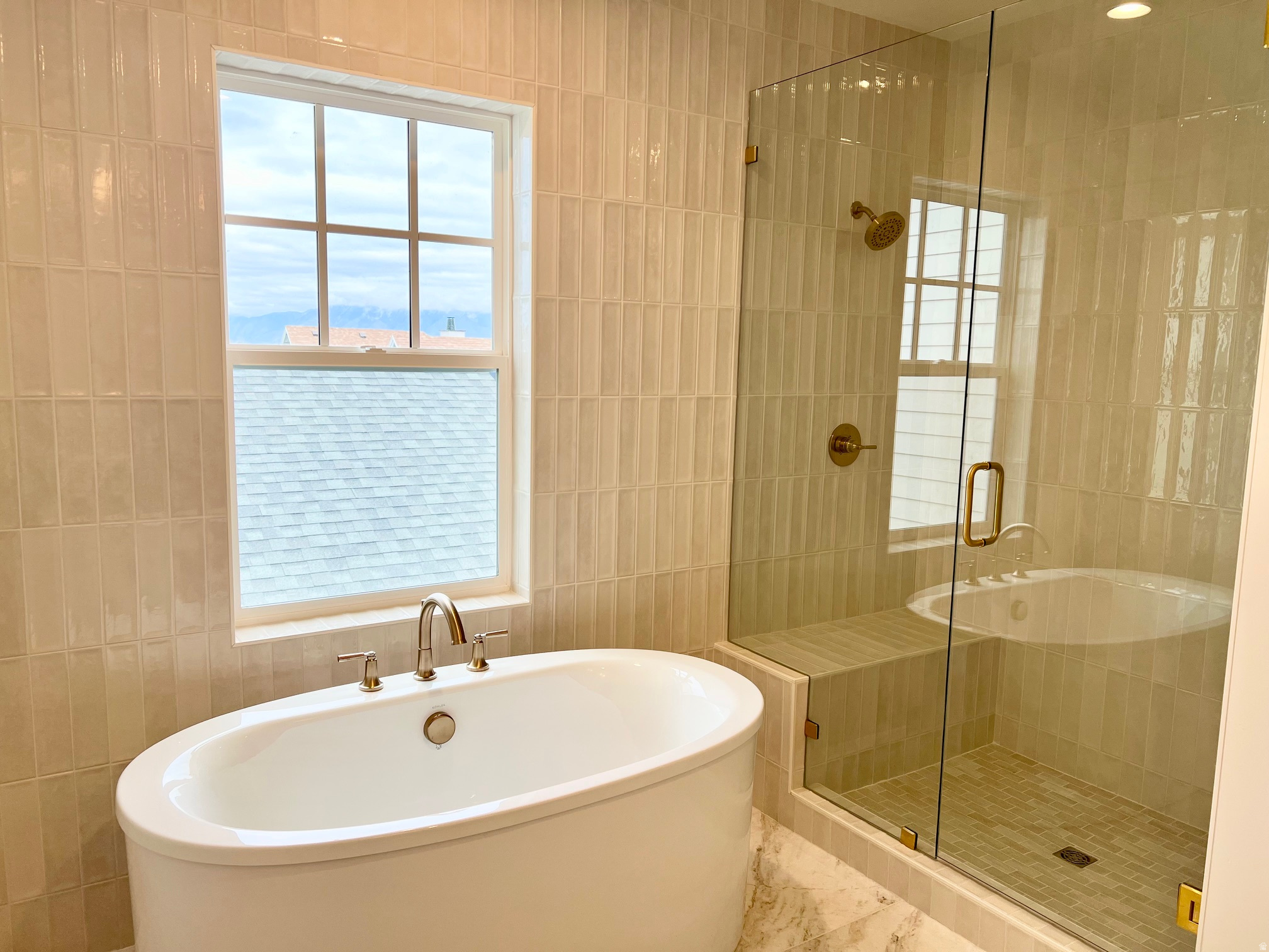 DAYBREAK - Residential