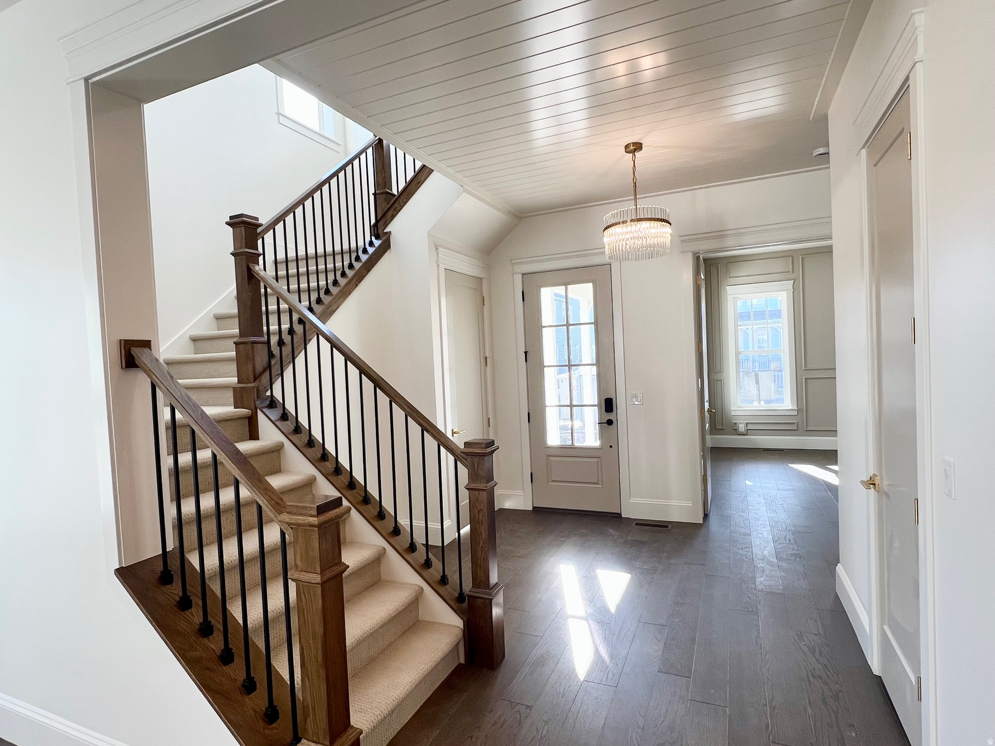 DAYBREAK - Residential