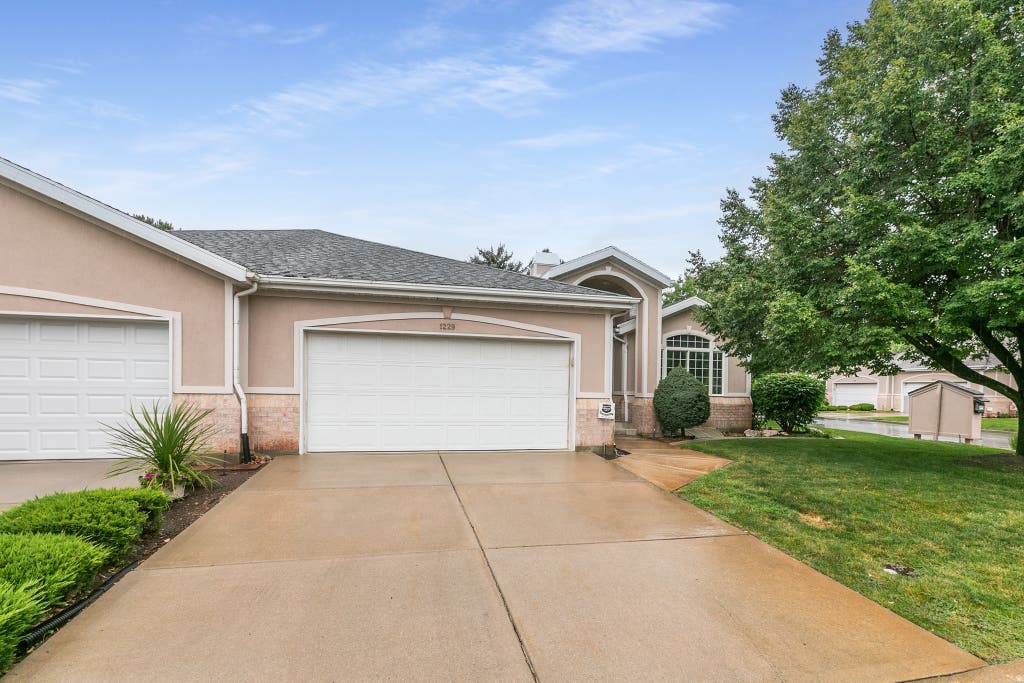 Photo of 1229 W 4500 S #30, Riverdale, UT 84405 (MLS # 2179219)
