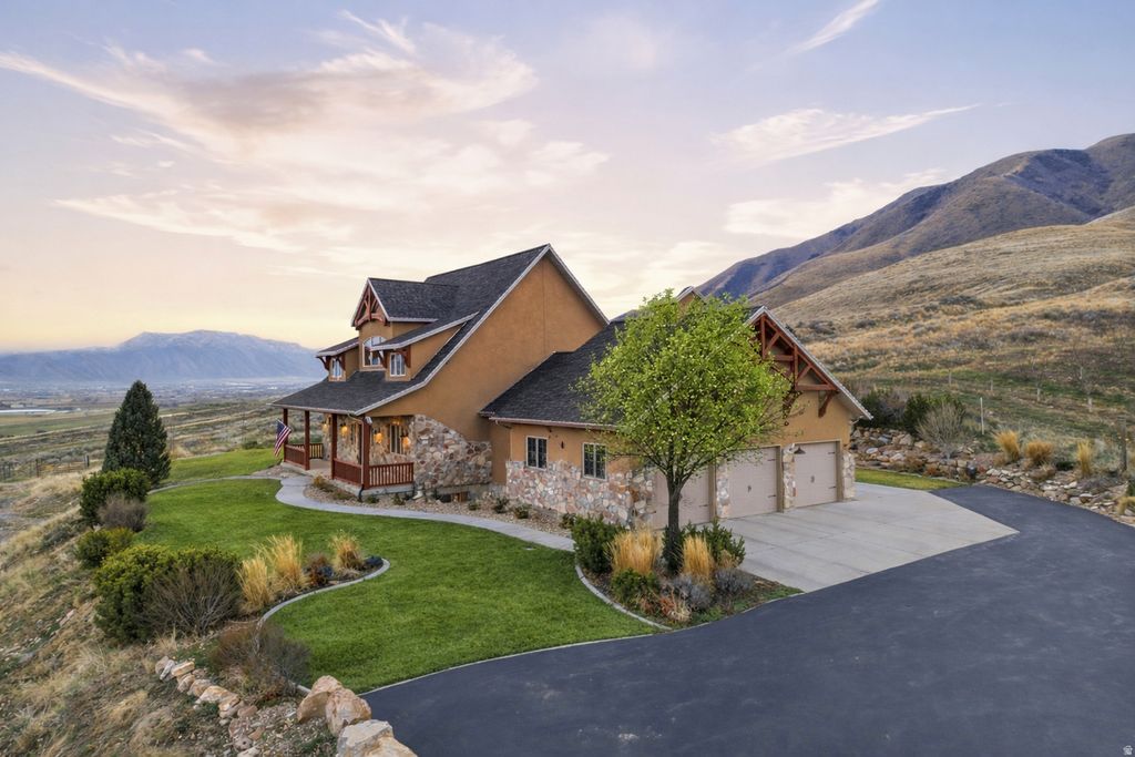 Photo of 6389 W 6250 S, Spanish Fork, UT 84660 (MLS # 2141423)