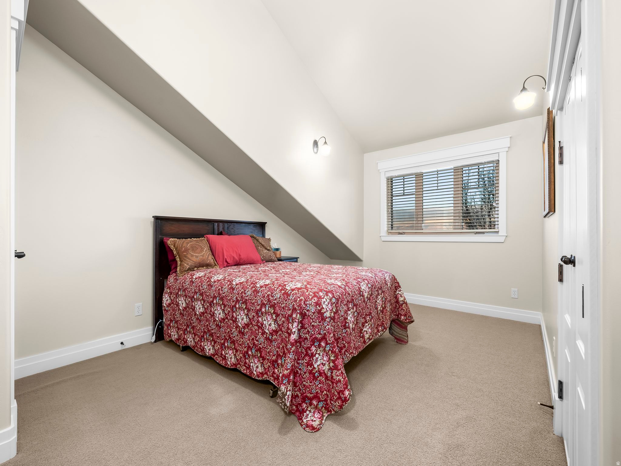 WEST LAKE SOUTH RANCHES 2ND AMD - Residential