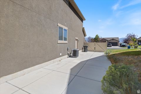 Tiny photo for 3549 S HARRIER DR, Saratoga Springs, UT 84045 (MLS # 2107310)