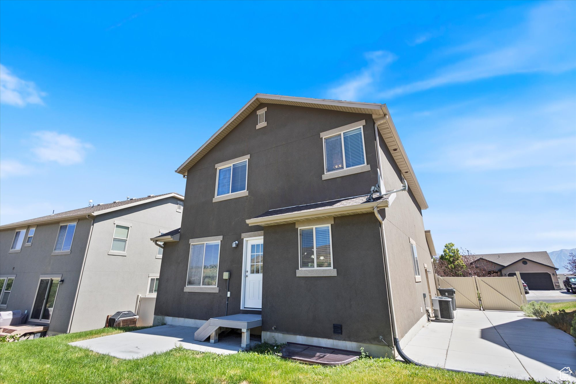 THE VILLAGE OF HAWKS LANDING - Residential