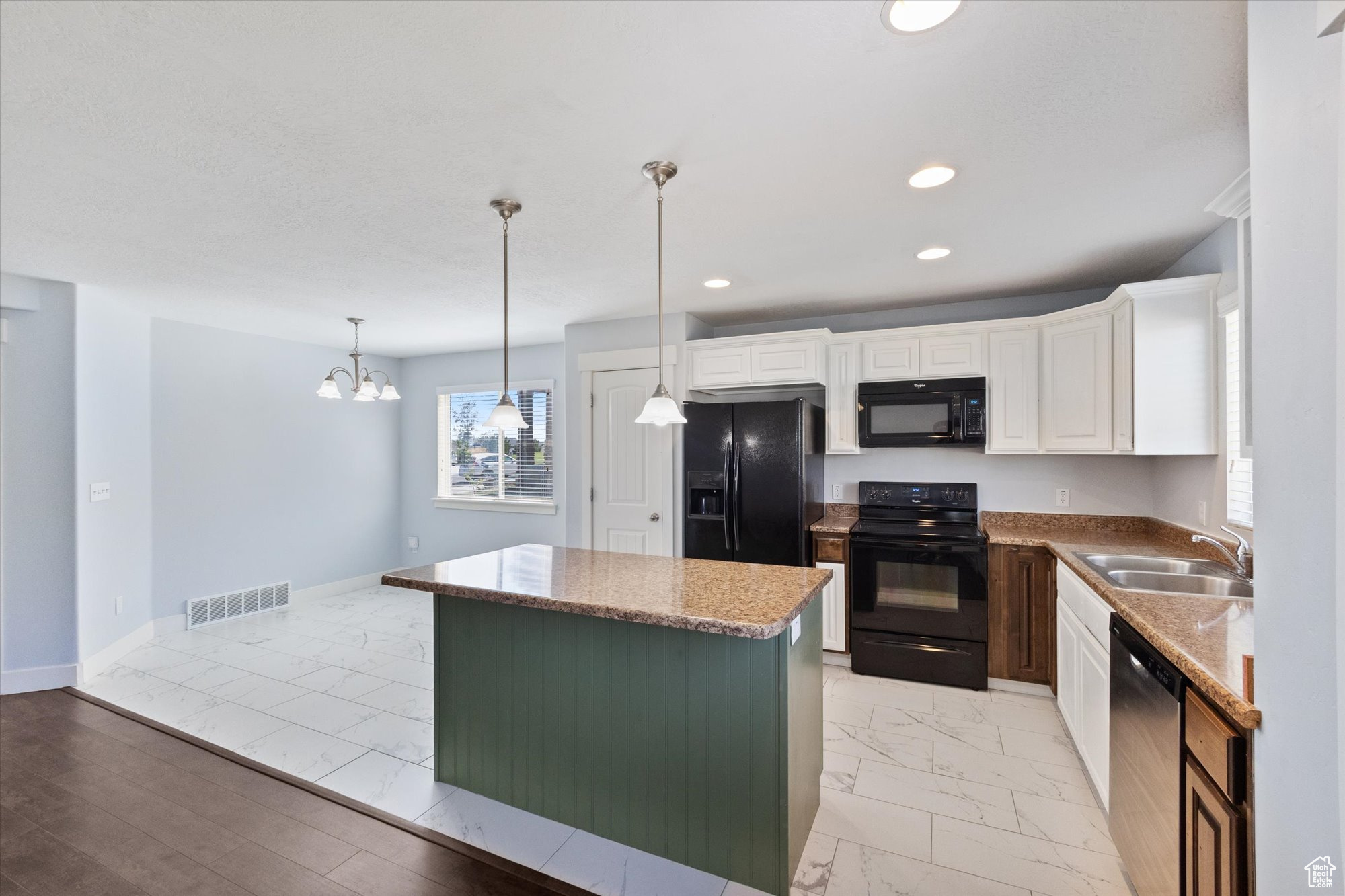 THE VILLAGE OF HAWKS LANDING - Residential