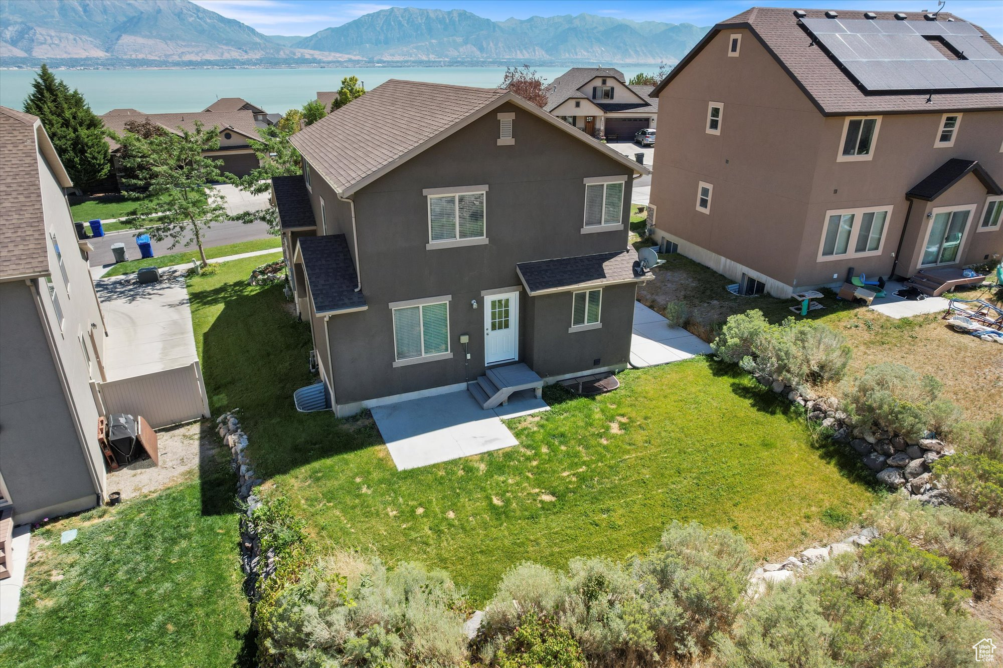 THE VILLAGE OF HAWKS LANDING - Residential