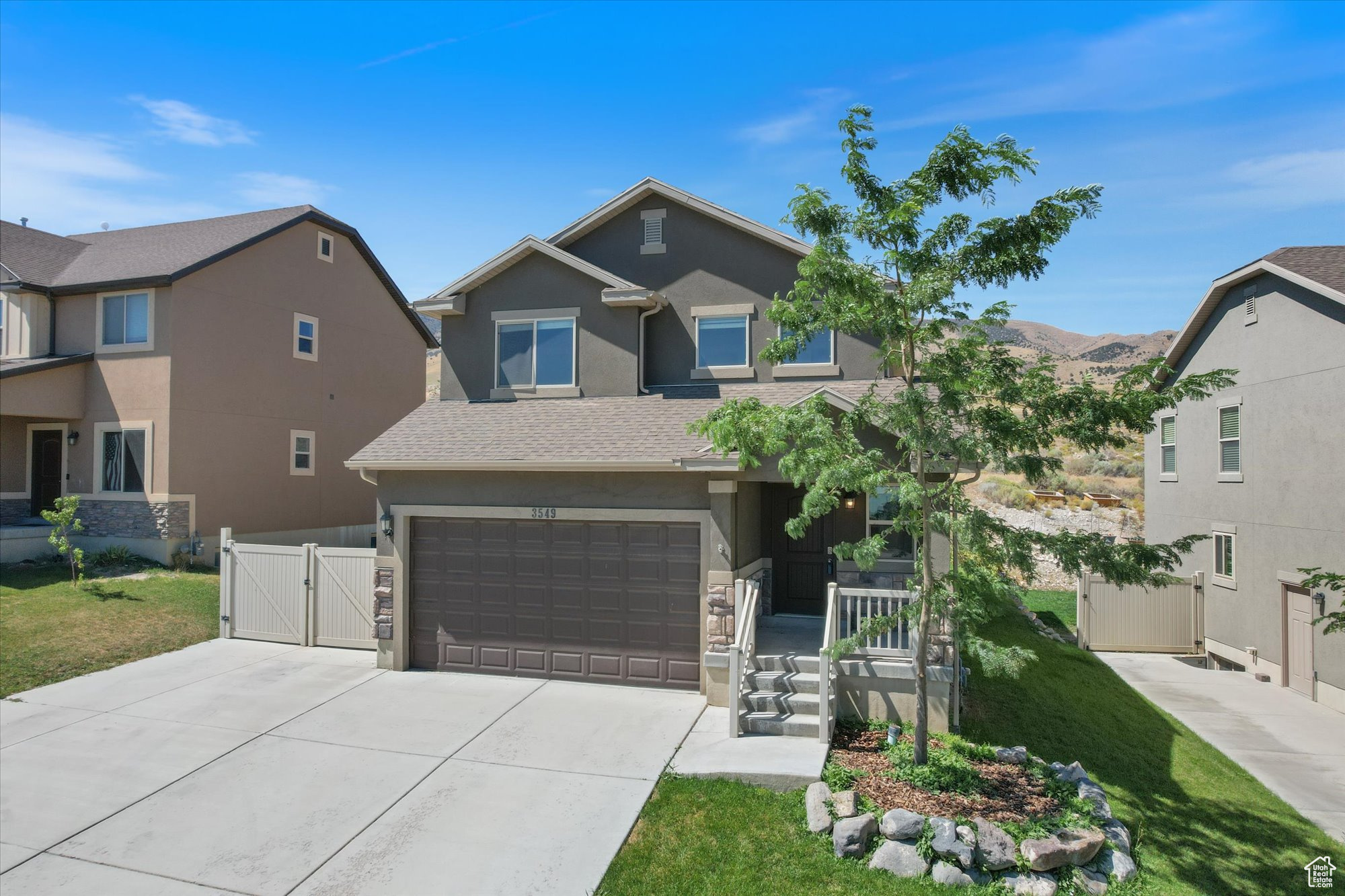 THE VILLAGE OF HAWKS LANDING - Residential