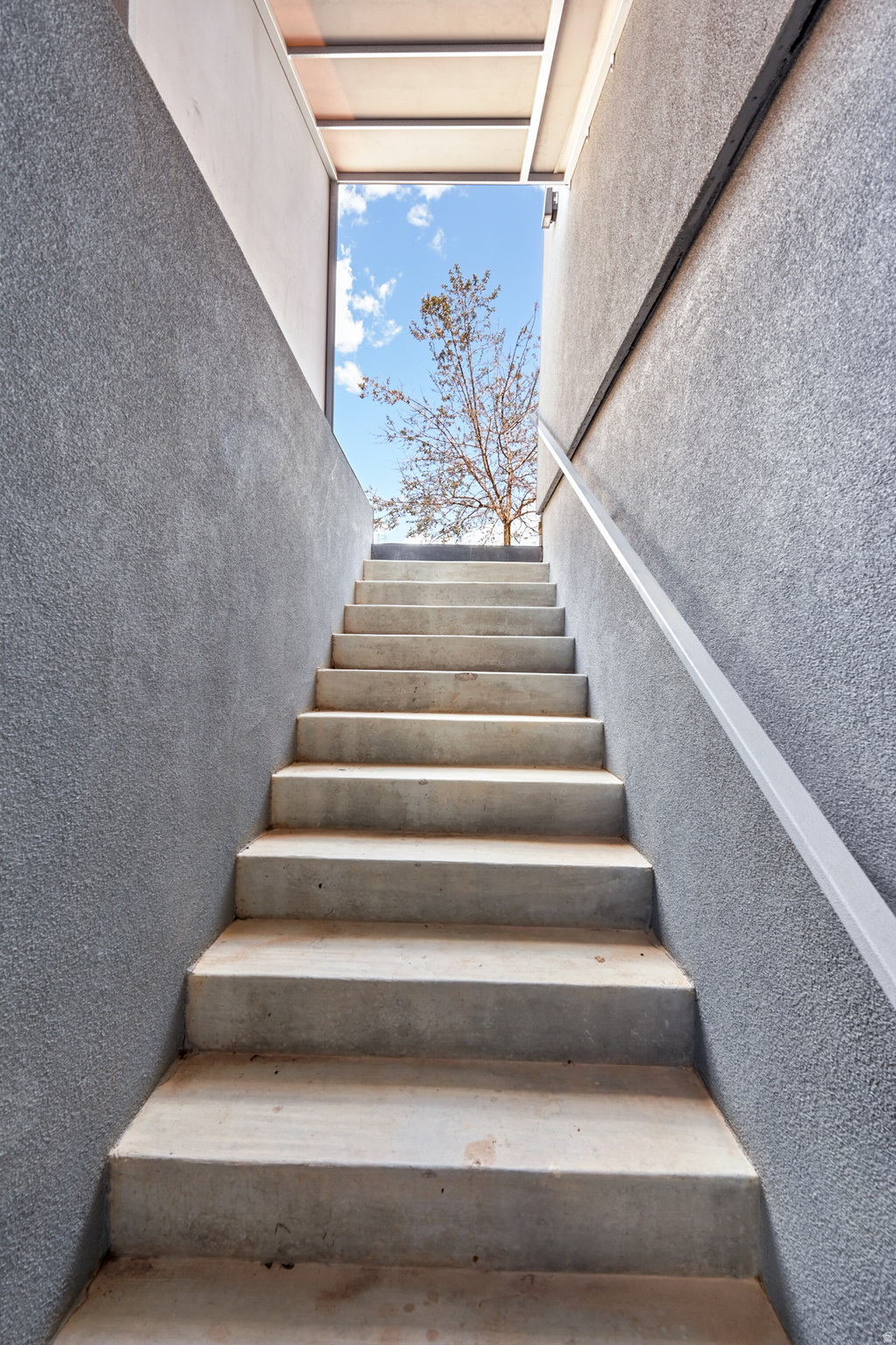 PEAK VIEW - Residential