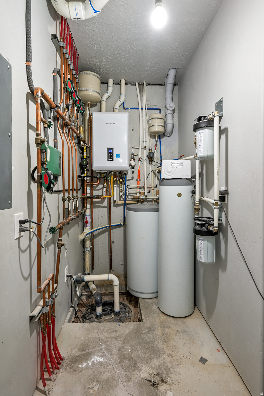 PEAK VIEW - Residential