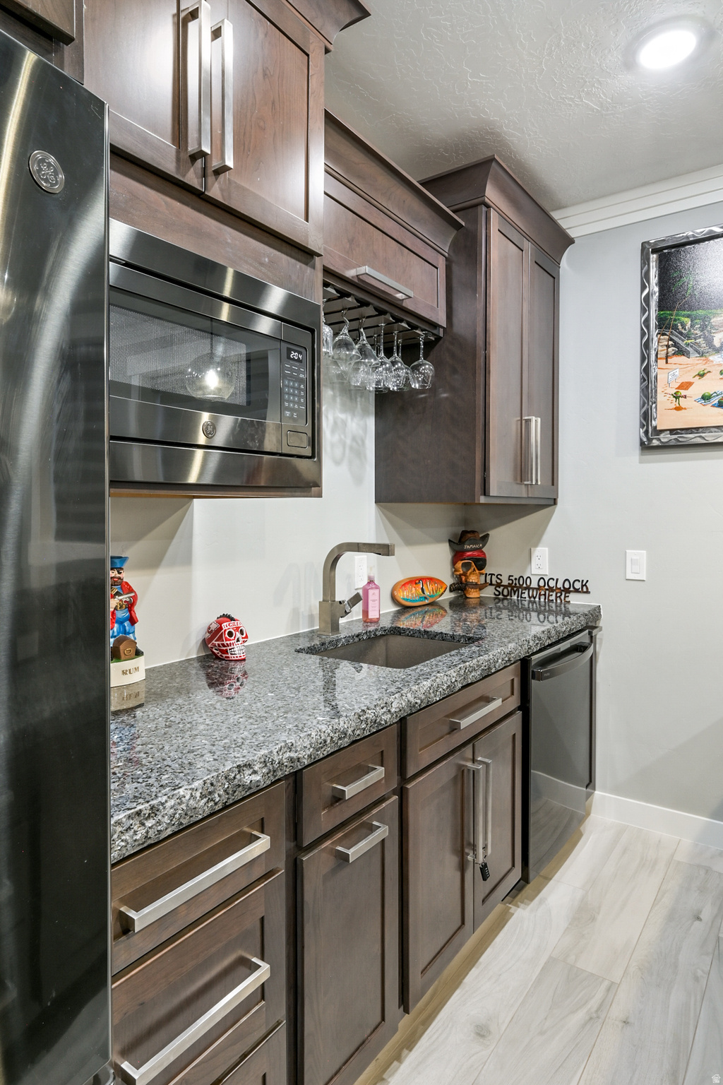 PEAK VIEW - Residential