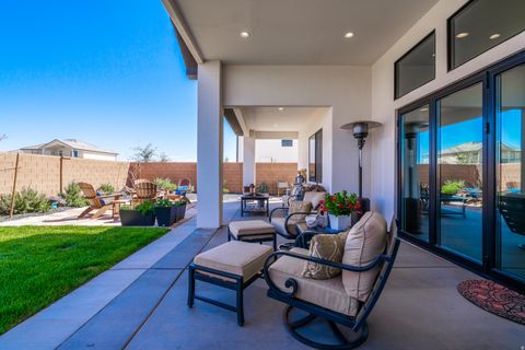 Tiny photo for 2027 S 3040 E, Saint George, UT 84790 (MLS # 2127970)