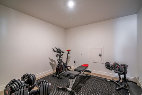 Tiny photo for 2027 S 3040 E, Saint George, UT 84790 (MLS # 2127970)