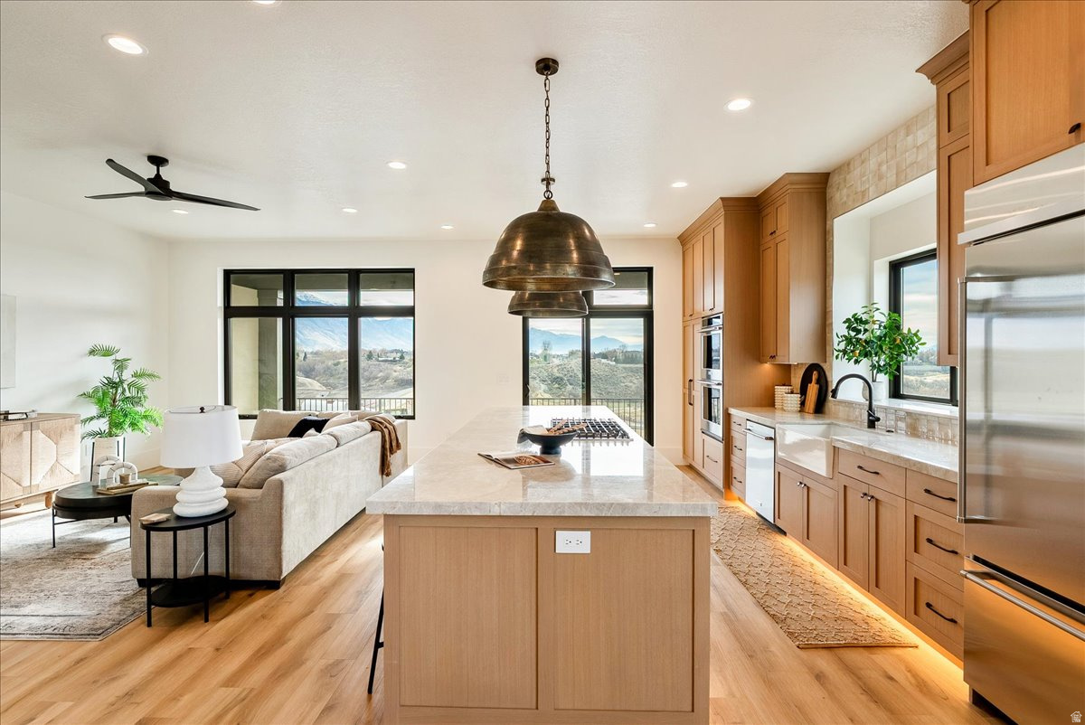 CENTER POINTE TOWNHOMES - Residential