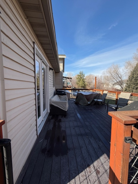 MEADOWBROOK - Residential