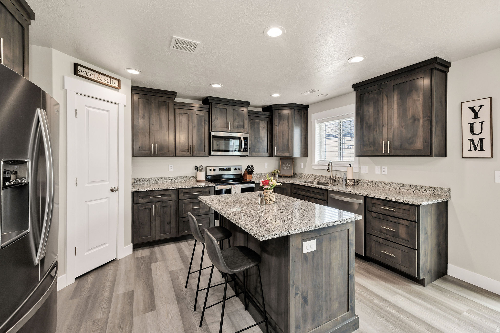 NORTHVIEW - Residential