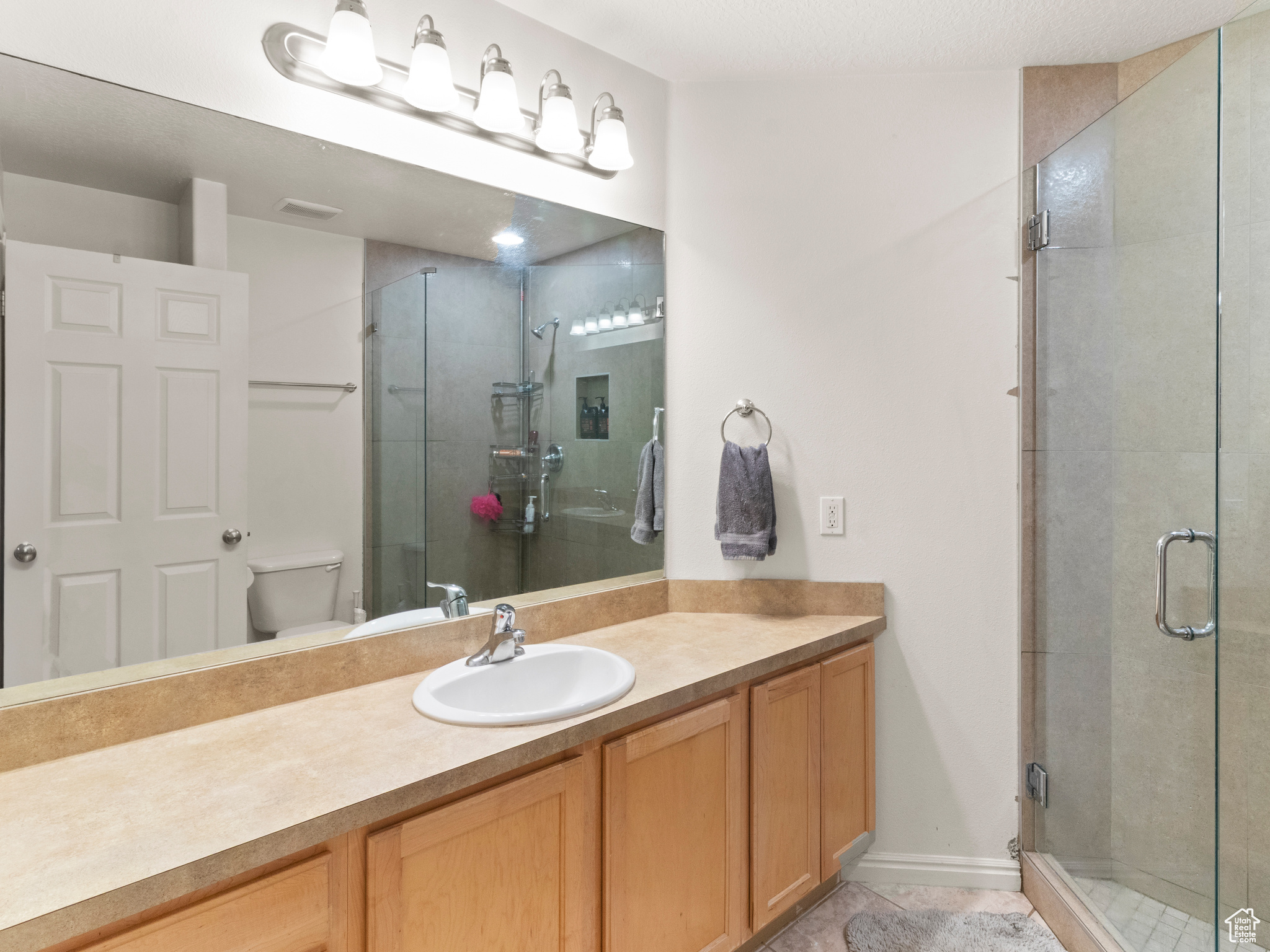 COUNTRY COTTAGES CONDO - Residential