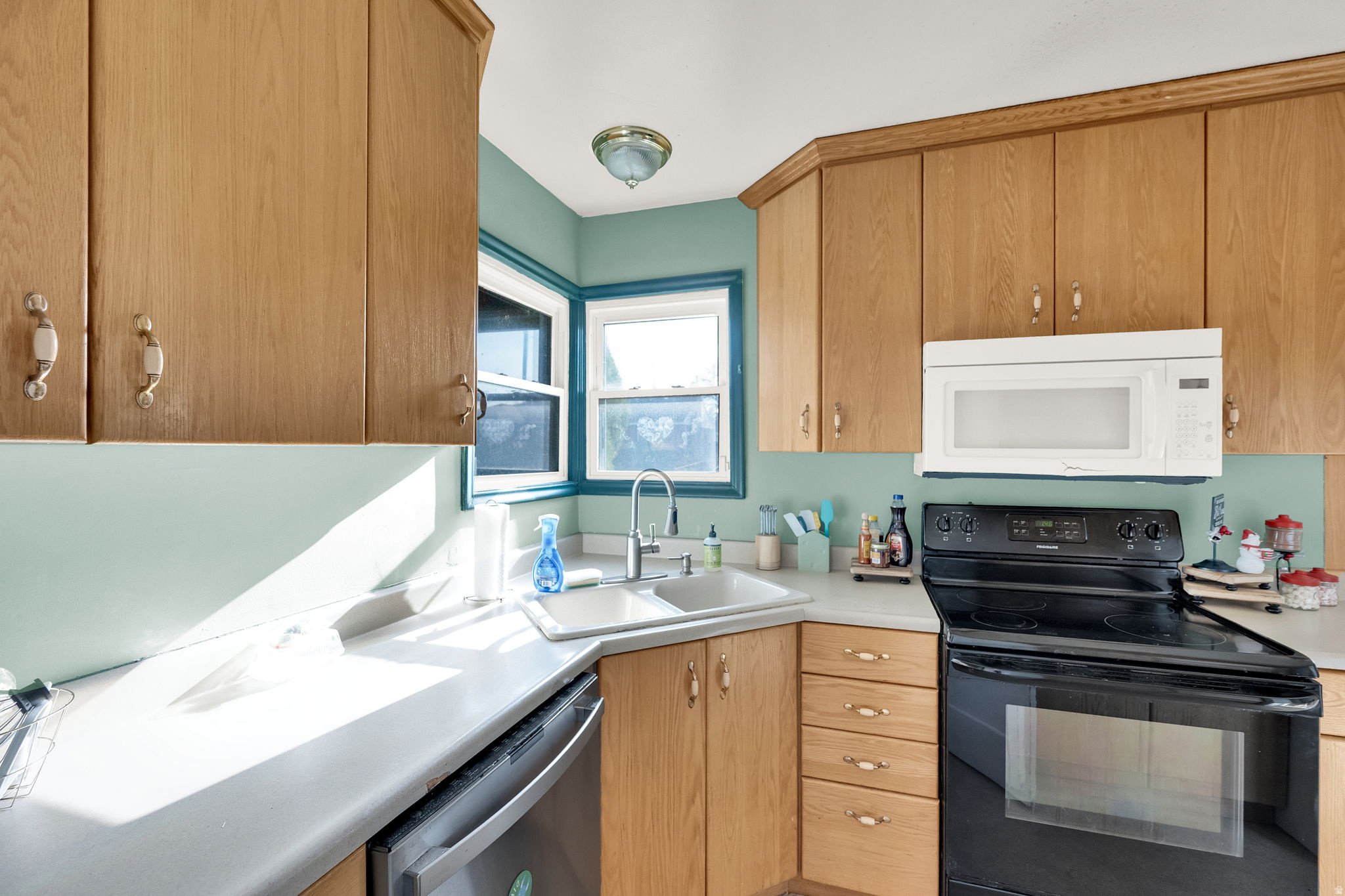 HOFFMAN HEIGHTS - Residential